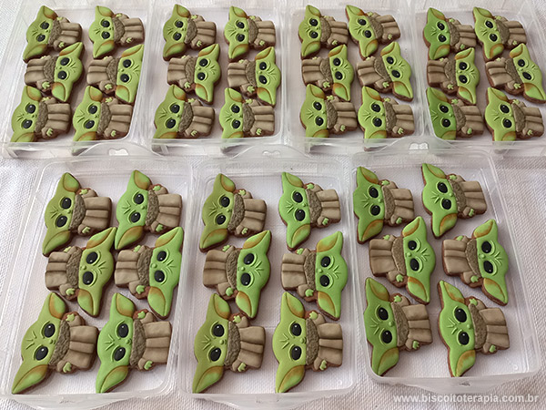 Biscoitos Decorados de Baby Yoda