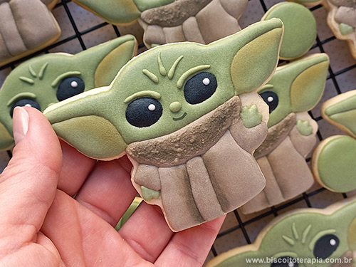 Biscoitos Decorados de Baby Yoda