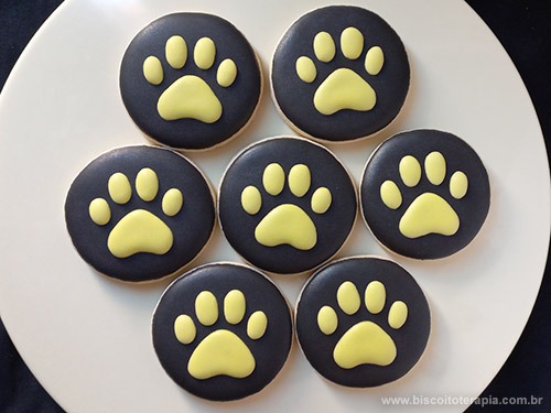 Biscoitos Decorados de Ladybug e Cat Noir